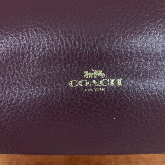 Coach Raspberry 58660 Derby Women's Large Shoulder Tote Bag GUC - Picture 4 of 13